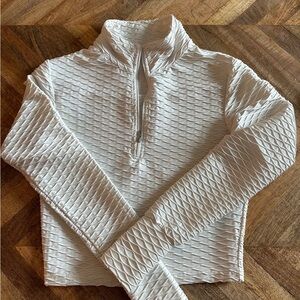 Buffbunny Quarter Zip Pullover